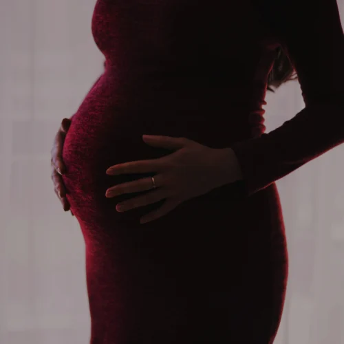 Préparer l'arrivée de bébé : comprendre l'allaitement et le quotidien avec bébé